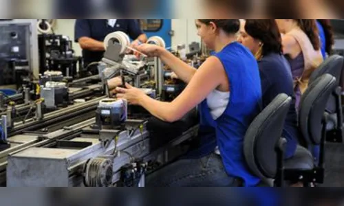 Confiança da Indústria recua e registra menor nível desde janeiro