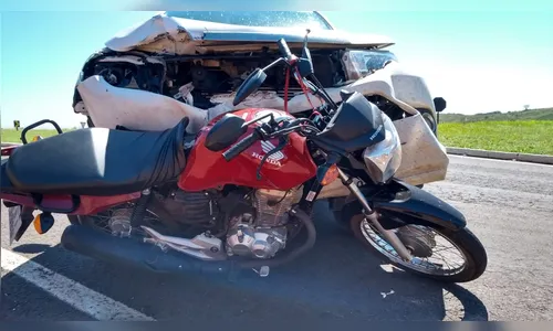 Acidente envolve moto e caminhonete de vereador em Borrazópolis; uma pessoa ficou ferida