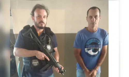 Homem envolvido em sequestro e assalto a ônibus de turismo é preso em Arapuã