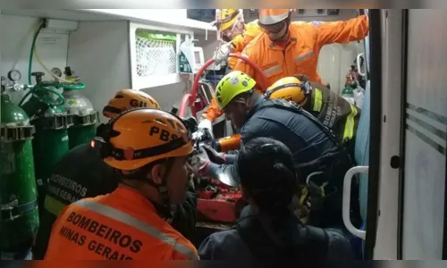 
							Homem tem perna e parte do pênis esmagadas por máquina de moer cana
						
						