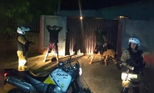 
							PM faz mais uma “Operação Saturação” e apreende crack e cocaína Apucarana
						
						