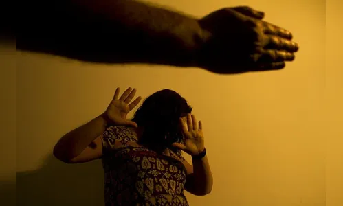 Violência atinge mais mulheres que trabalham fora, mostra estudo