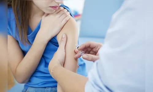 20,6 milhões de adolescentes devem se vacinar contra o HPV
