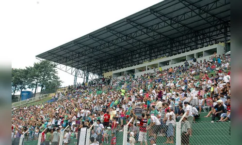 Arapongas Esporte Clube define o valor do ingresso para a partida contra o Cambé