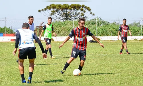 Meia Luis Felipe assina contrato com o Apucarana Sports