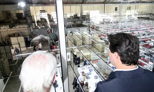 Ratinho Junior se compromete em estimular a produção local