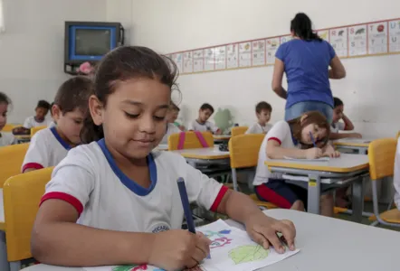 Nota do IDEB teve repercussão positiva em Apucarana Fotos - Divulgação - Edson Denobi