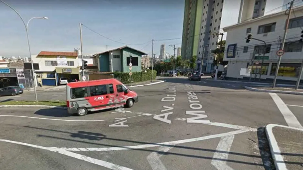 Local onde médica teve carro roubado, foi atropelada por assaltantes e morreu - Imagem: Reprodução/Google Maps