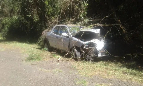 
							Irmãos morrem a caminho de velório entre Faxinal e Mauá da Serra
						
						