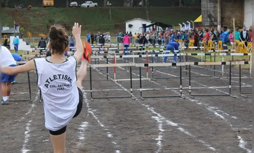 Apucarana é campeã do atletismo masculino nos Jogos Abertos do Vale do Ivaí