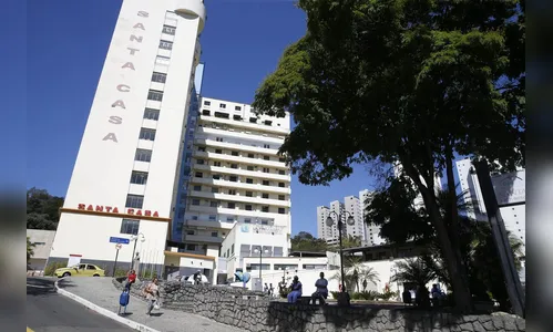 Santa Casa que atendeu Bolsonaro enfrenta dificuldades financeiras