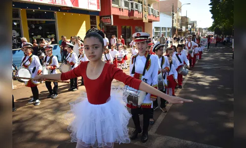 Desfile em Ivaiporã comemora os 196 anos da Independência do Brasil