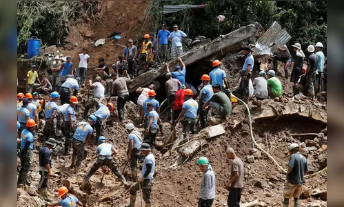 Tufão Mangkhut deixa dezenas de mortos, mineiros presos nas Filipinas e milhões de deslocados na China