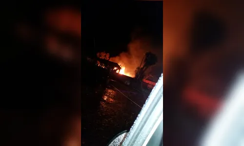 Após briga com esposa, homem ateia fogo no carro e na casa em Ivaiporã