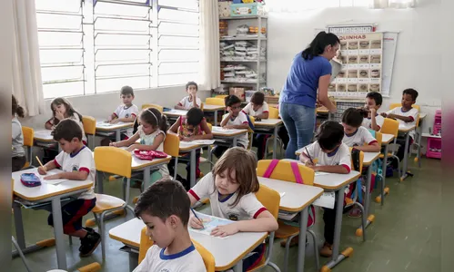 AME libera promoção para 647 professores