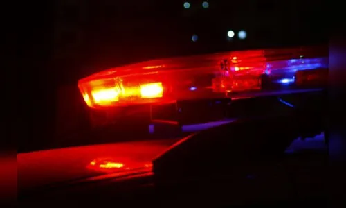 Motorista embriagado e sem CNH bate em carro estacionado e acaba preso em Apucarana