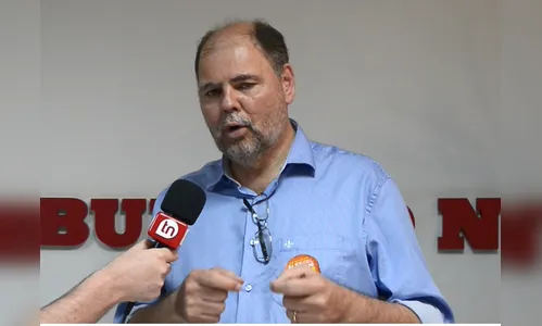 Canziani defende retirada de candidatura de Richa ao Senado