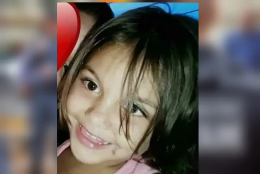 A pequena Rebeca Vitória Santos, de 4 anos, morreu após levar um tiro na cabeça - Foto: Reprodução/imagem ilustrativa