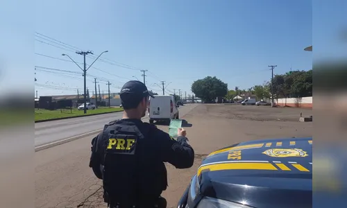PRF prende motorista por uso de documento falso em Londrina