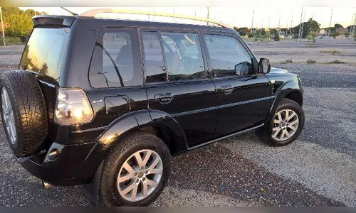 Veículo Mitsubishi Pajero TR4 é furtado em Apucarana