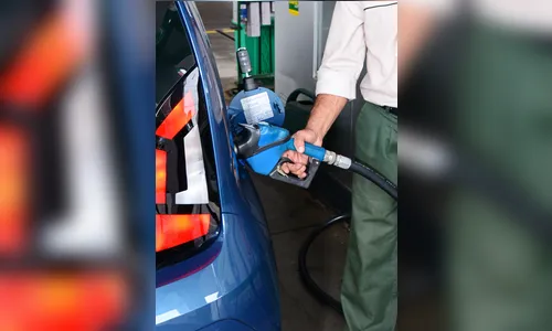 Petrobras reduz em 0,59% preço da gasolina nas refinarias