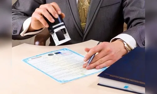 Alteração de nome e gênero em cartório pode ser feita em até cinco dias