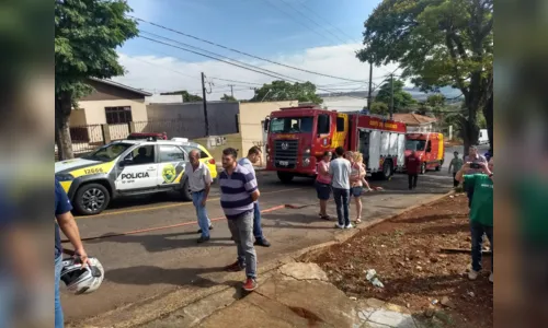 
							Carro capota após colisão com trem em Apucarana e casal fica ferido
						
						