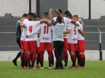 O Apucarana Sports conquistou neste domingo a sua quarta vitória no Campeonato Paranaense da Terceira Divisão - Foto: www.oesporte.com.br