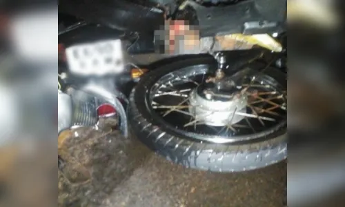 Acidentes com motos em Apucarana deixam mulher e rapaz feridos