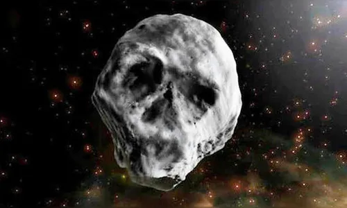 Asteroide com aparência de crânio humano se aproxima da Terra