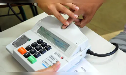 Confira os deputados estaduais e federais eleitos pelo Paraná