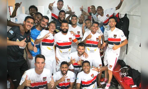 Apucarana goleia o Colorado e se mantém na ponta da Terceira Divisão