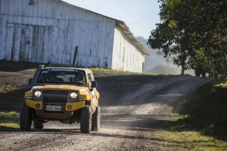 O piloto Leandro Pereira Moor, de Apucarana, vai competir na categoria master - Foto: Vinicius Branca/Dfotos