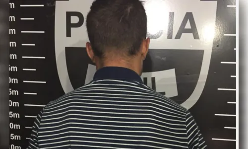 Suspeito matar desafeto em meio a culto religioso é preso