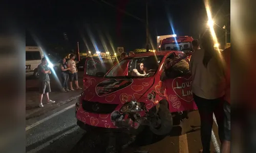 Motorista causa acidente e foge sem prestar socorro em Apucarana; uma pessoa ficou ferida