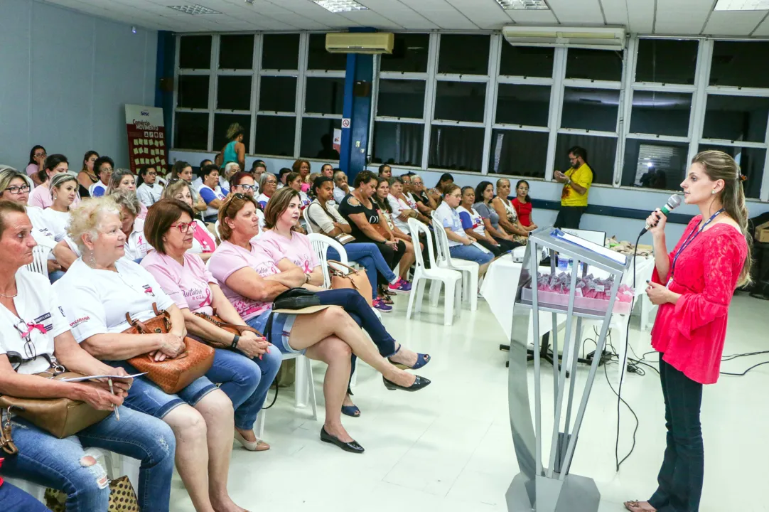 Secretaria da Mulher promove atividades comemorativas ao Outubro Rosa