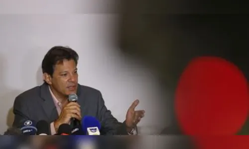 Haddad diz que partido precisa se reconectar com periferias