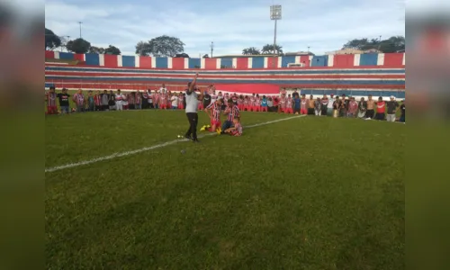 
							Apucarana Sports vence o Verê nos pênaltis, vai para a final e volta à Segundona
						
						