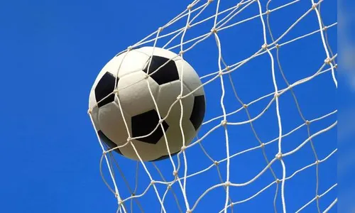 Campeonato Municipal de Futebol é aberto com a marcação de 14 gols