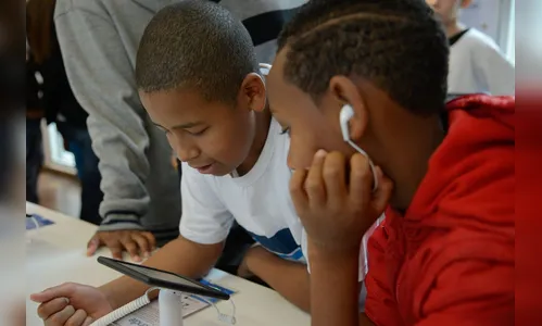 Metade da população consome música e vídeo pela internet, diz pesquisa