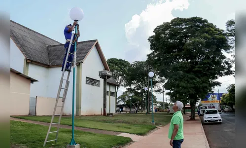 “Praça da Vila Reis” ganha iluminação