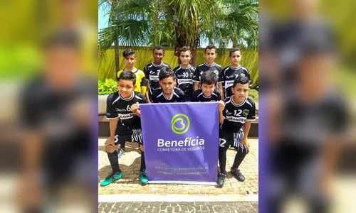 Comander faz jogo decisivo na Liga Londrina de Futsal