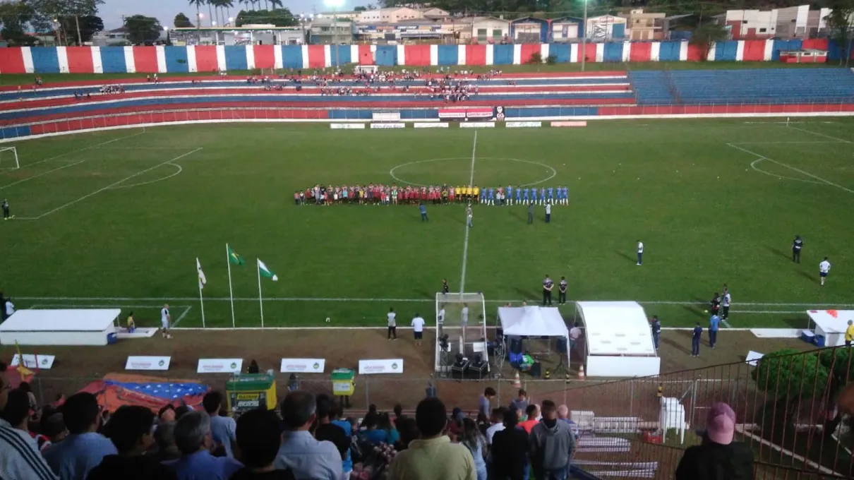 Na primeira partida da final da Terceira Divisão, Nacional vence o Apucarana Sports