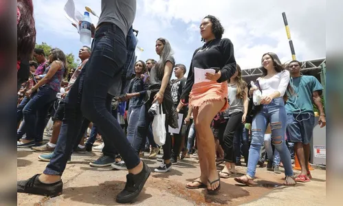 Enem: estudantes fazem hoje prova de matemática e ciências da natureza