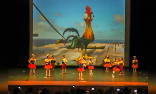 
							Alunos fazem apresentações de dança baseadas em clássicos do cinema
						
						