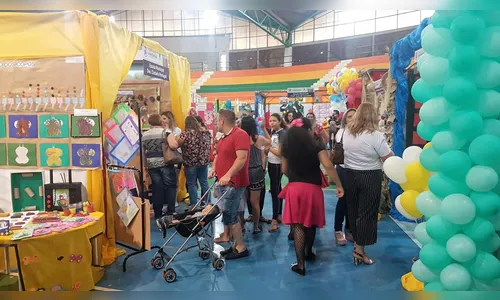 Secretaria de Educação faz exposição de projetos no Ginásio de Esportes