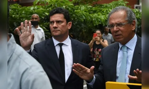GUEDES E MORO: DOIS PESOS PESADOS DE BOLSONARO
