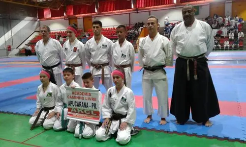 Academia Caminho Livre fatura 16 medalhas no Campeonato Pan-Americano em Curitiba