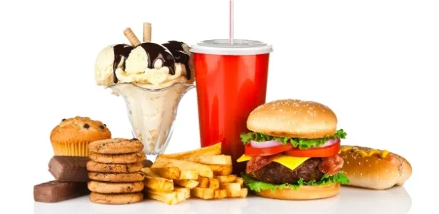 Redes de fast food oferecem descontos de até 90% na Black Friday