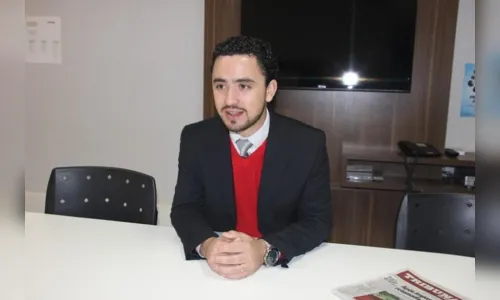 
							Marcelo Machado, Lucas Leugi, Rodolfo Motta e Adan Lenharo vão disputar a Prefeitura de Apucarana em 2020
						
						